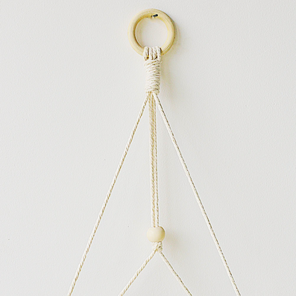 Iris- Macramé Hanging Shelf