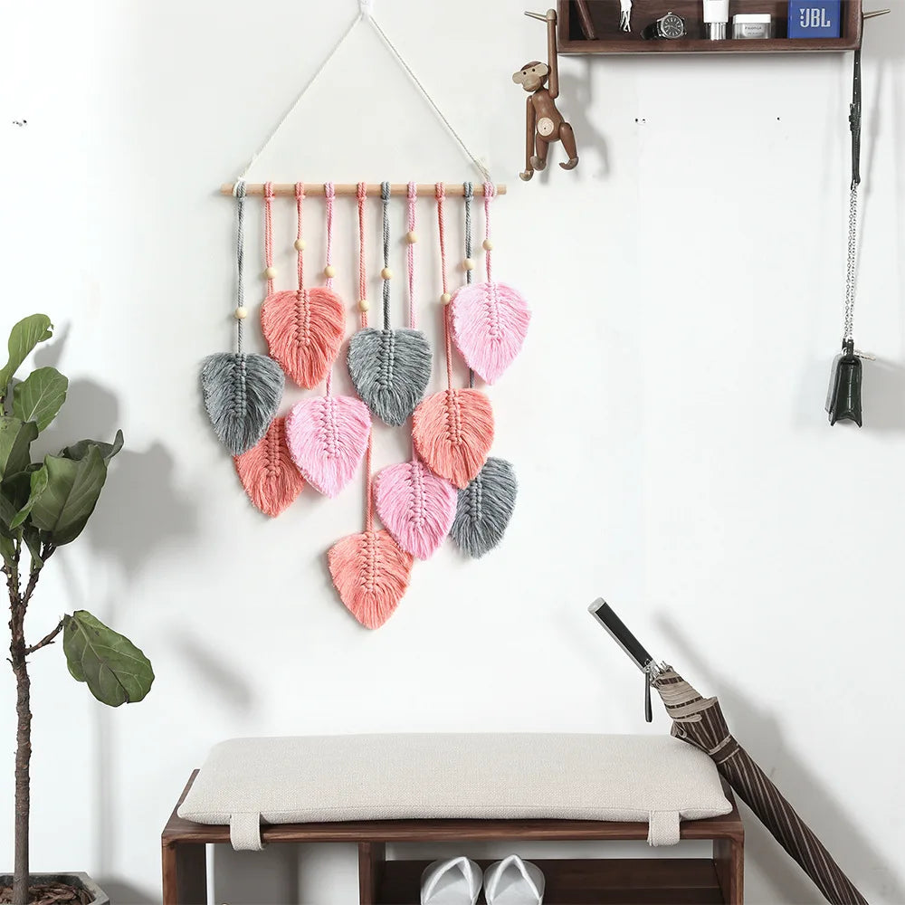 Lief- Leaf Macramé Wall Hanging